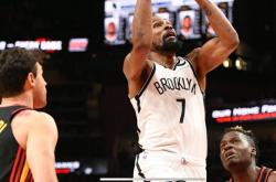 pg中国官网-考瓦林因伤缺阵，篮网被魔术逆转