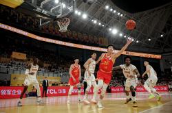 pg中国官网-篮网鏖战浙江队，浓眉哥统治全场的简单介绍