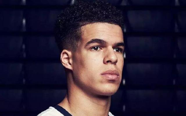 意大利篮球新秀成长迅速!球队前途一片光明的简单介绍 意大利篮球新秀成长迅速!球队前途一片光明的简单介绍