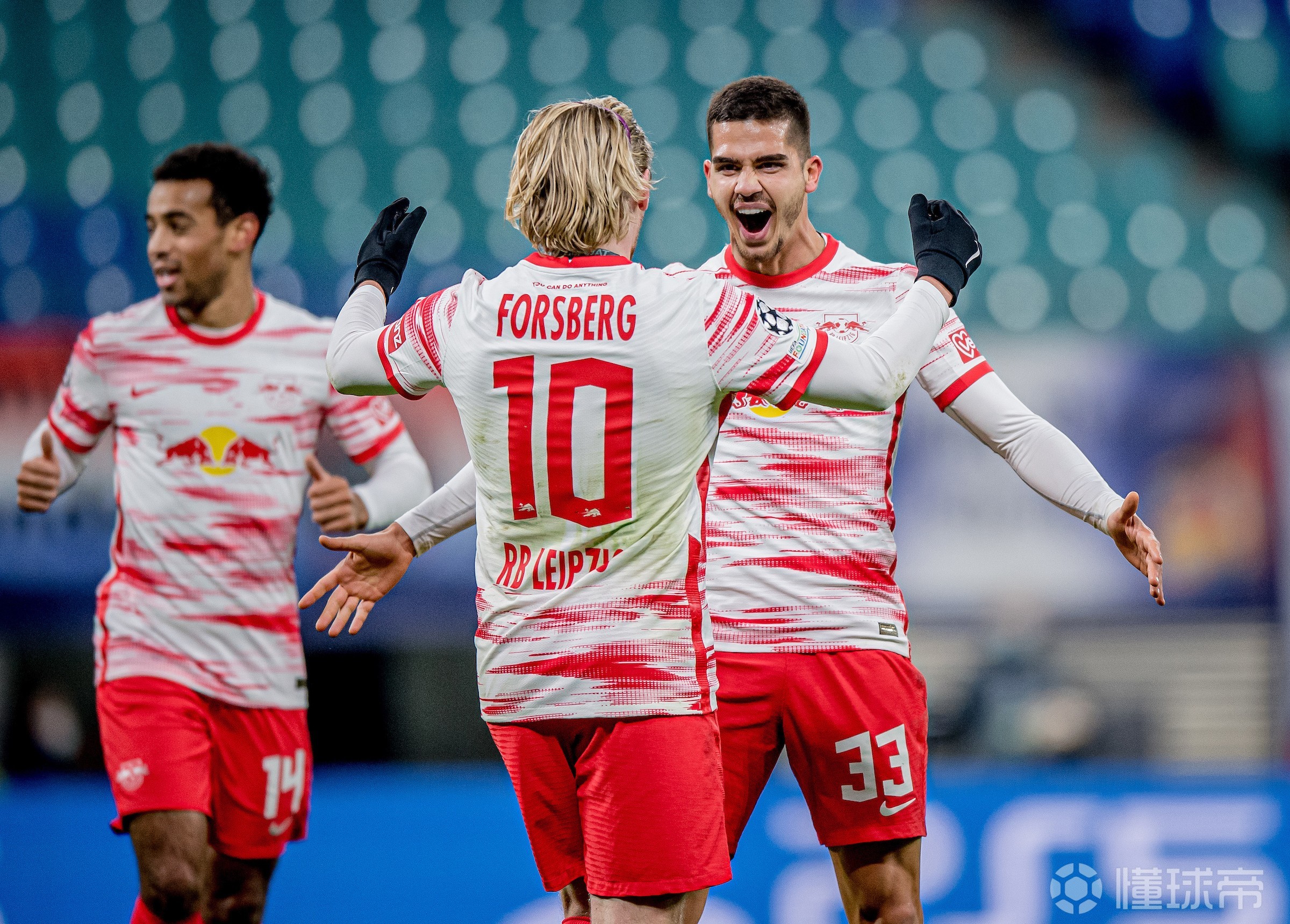 莱比锡队豪取三分,势如破竹独领风骚的简单介绍 莱比锡队豪取三分,势如破竹独领风骚的简单介绍