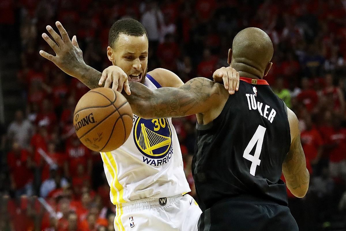 火箭二将缺阵被快船逆袭，威廉姆斯爆砍30+8